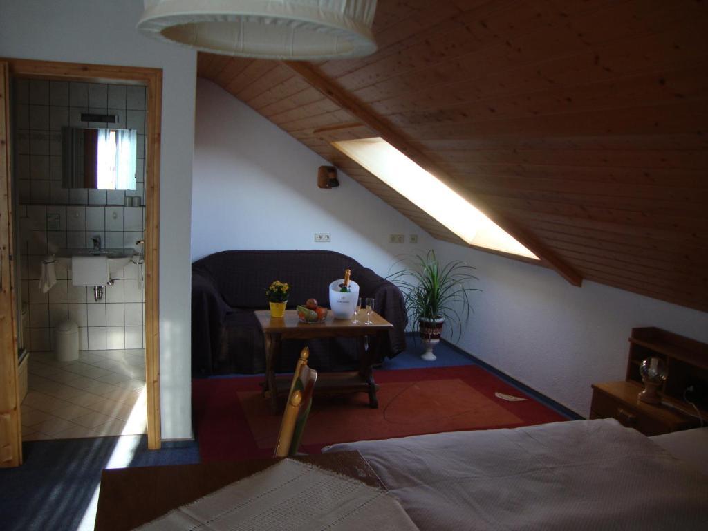 Mettenberger Hof - Pension グラーフェンハウゼン 部屋 写真